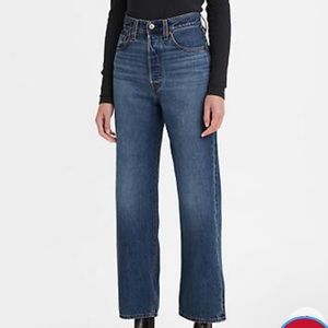 Levi’s Ribcage Straight Jeans